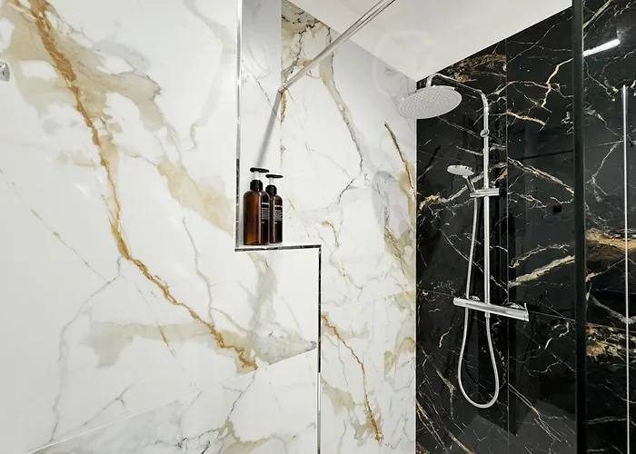 Apartment La Dolce Luna: A Pochi Passi Dal Centro Di